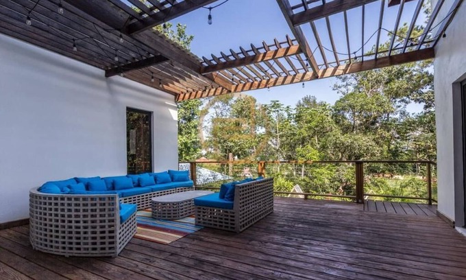 La Vega Province House | Luxury & Cozy Villa in Alterra Village in the Mountain Jarabacoa