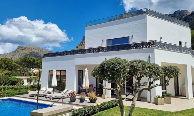 Betlem de Marina Villa | Luxury design villa with fantastic sea and mountain views