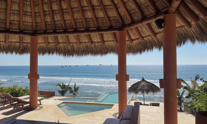 Zihuatanejo de Azueta House | Luxury Eco in Troncones Casa Mia