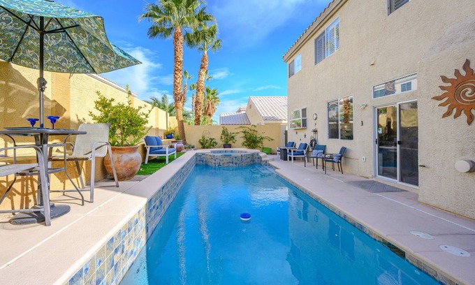 Spring Valley House | Luxury Family Pool/Spa Family Getaway Las Vegas/Red Rock 3 BD/2.5 BA nn