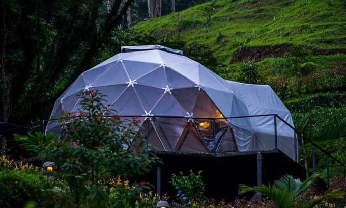 San Francisco House | Luxury glamping site located next to a stream