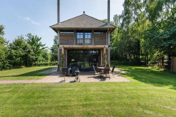Zeeland House | Luxury Haystack Home in the Brabant village of Zeeland with a private Hot Tub