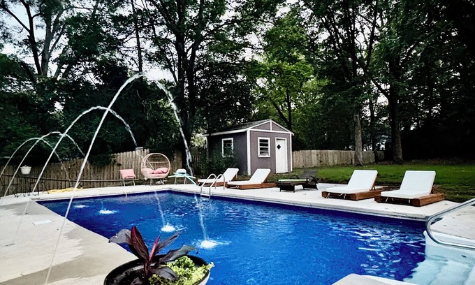 Starkville House | Luxury home, minutes from MSU campus