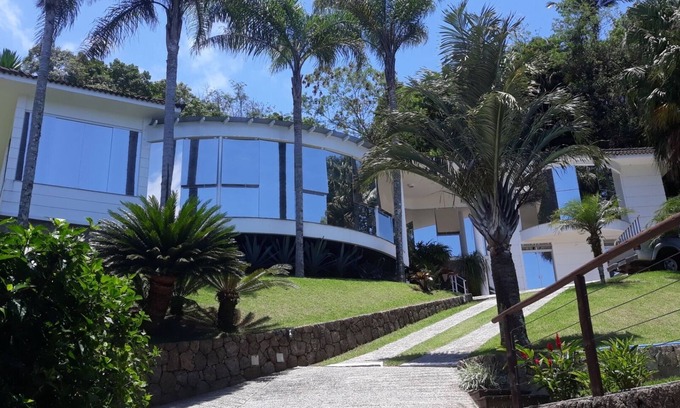 Praia Vermelha Condo | Luxury home with magnificent views