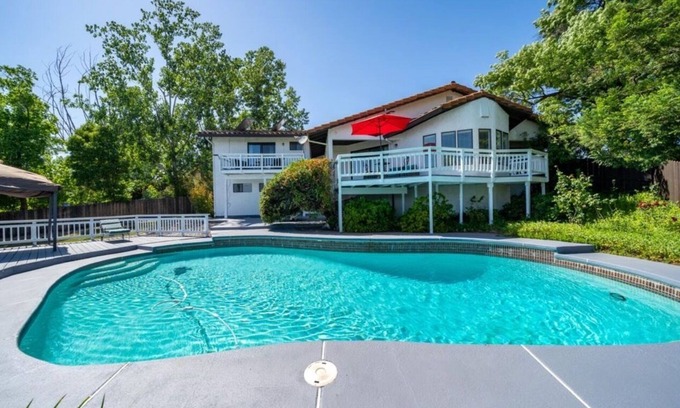 North Hilltop House | Luxury Home with Mount Shasta Views, Pool and Spa