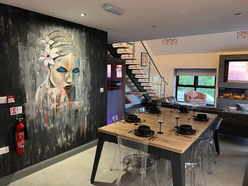 Dungannon Apartment | Luxury Hot Tub Jacuzzi & Sauna Apartment With Pool Table In Mid Ulster