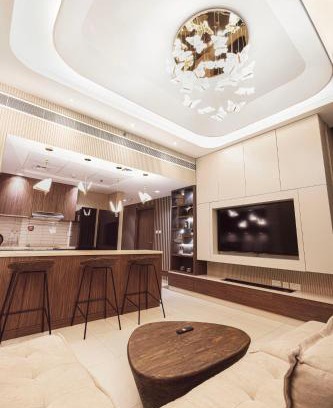 Sharjah Apartment | Luxury Huge 1BR apartment With Private Garden in Uptown Al Zahia