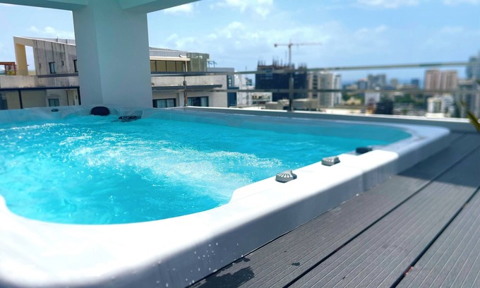 La Arboleda Apartment | Luxury in Naco 2BR: Pools, gym, views, bars and more