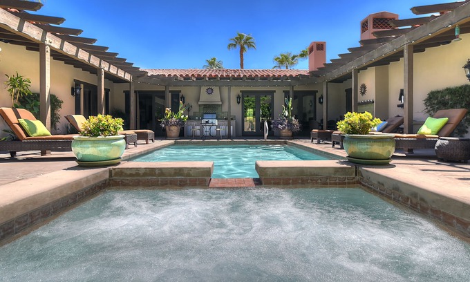 The Mesa House | LUXURY & LOCATION! 5005 sqft Home, Game Arcade, Walk to Top Dining Bars & Hiking