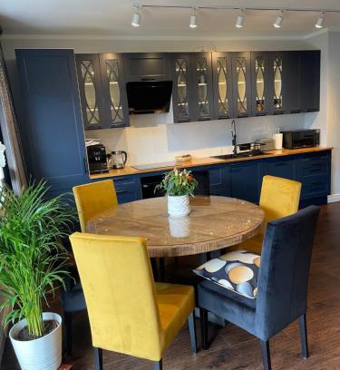 Fabryczna Apartment | Luxury Maślice Apartment