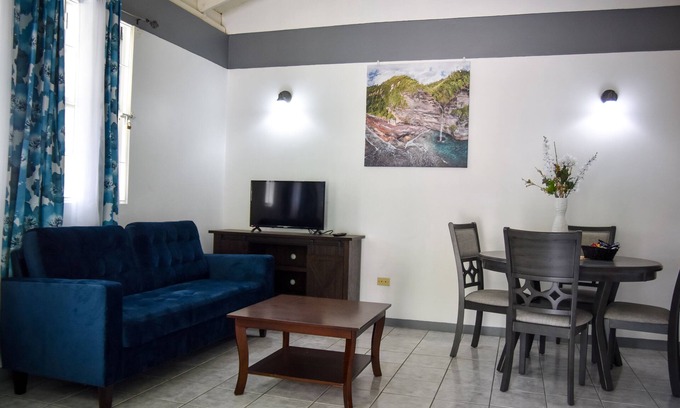 Saint George Parish House | Luxury Master Suite Apartment in City of Roseau