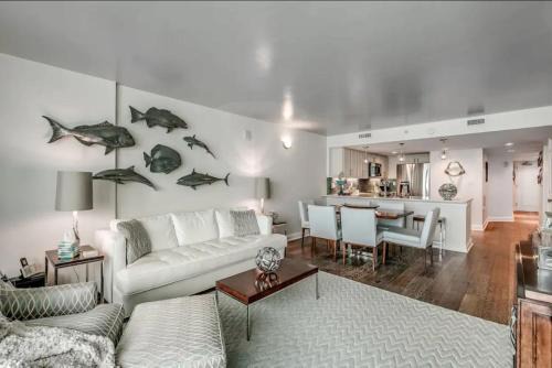 Downtown Myrtle Beach House | Luxury Oceanfront 3 Bedroom at Sandy Beach