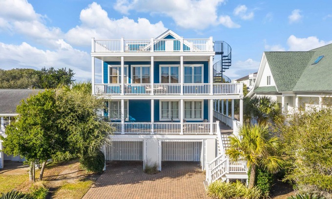 Isle of Palms House | Luxury, Oceanview Beach Home w/Private Pool & Outdoor Kitchen, Hot Tub, Rooftop Deck, & Elevator!
