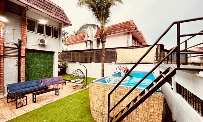 George Town Villa | Luxury Private Pool Villa + Riverview BBQ Patio!