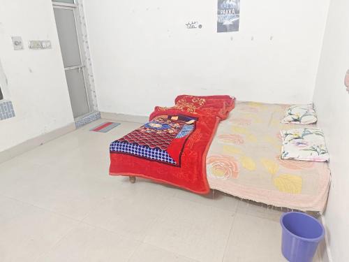 Naini Apartment | Luxury stay near Arail Ghat