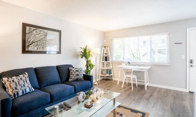 Cambrian Apartment | Luxury stay near Oakridge Mall for vacation/work