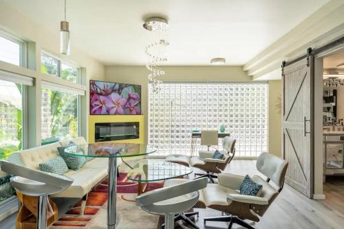 San Rafael Apartment | Luxury Suite with Views - San Rafael, Gateway to SF & Wine Country