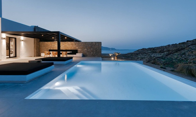 Ftelia House | Luxury, Tranquility, Space and Calmness. The Key Location Makes it a Top Choice