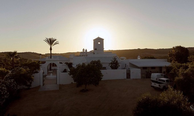 Conil de la Frontera Villa | Luxury Villa La Mina with private swimming pool-14 people-Conil de la Frontera