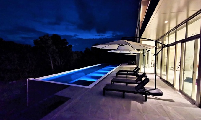 Shirahama House | Luxury villa designed by architect Shin Takamatsu /Nishimuro-gun Wakayama