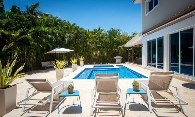 Juan Dolio Villa | Luxury Villa Elena, Metro Country Club, Juan dolio 16 pers.