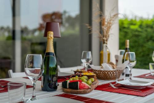 Fonte de Sesimbra Villa | Luxury Villa- Pool, garden, total privacy