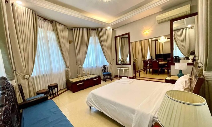 Bouvet Island Villa | Luxury Villa with beautiful city views on the Mekong River.