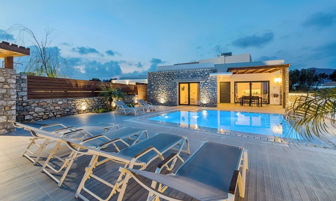 Kattavia Villa | Luxury Villa with Private Swimming Pool, BBQ, playground, 5 min. from Prasonisi!