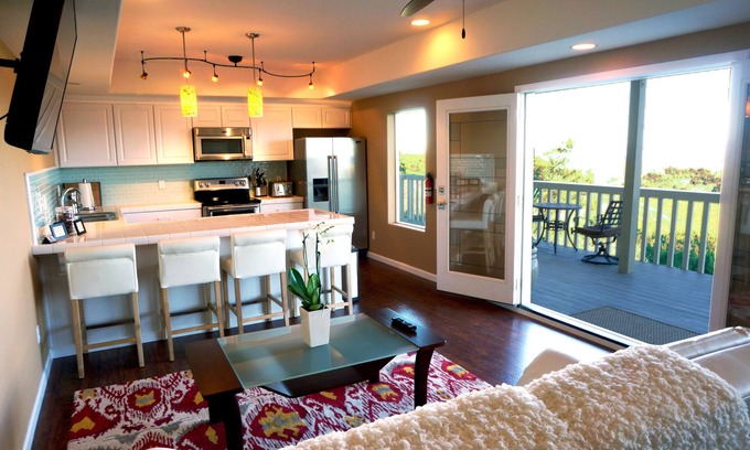 San Luis Obispo House | LUXURY : VISTA HOUSE above the Clouds! Stunning view near Avila Beach & Downtown