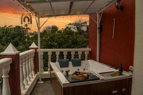 El Paso House | Luz de Luna