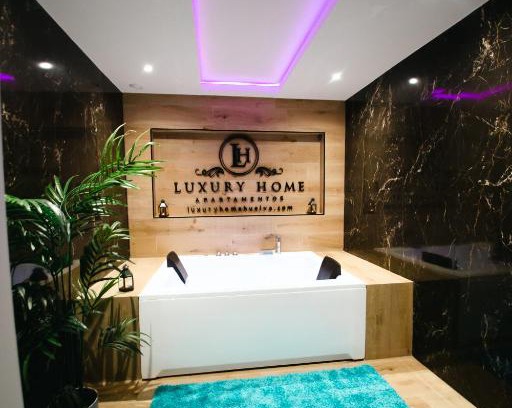 Huelva Apartment | LUZ DE PATIOS