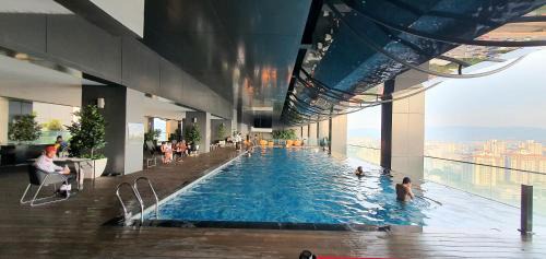 Kuala Lumpur Apartment | M CITY AMPANG, KLCC pool view