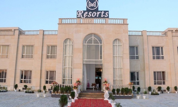 Bulandshahr Hotel | M Resort