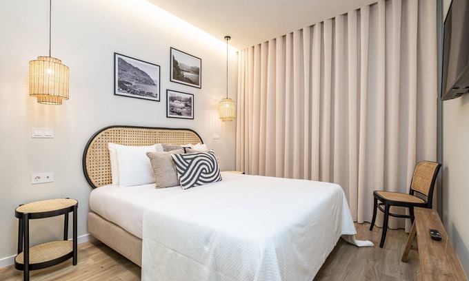 Machico Bed & Breakfast | Machim D'Arfet House 202 by Madeira Sun Travel