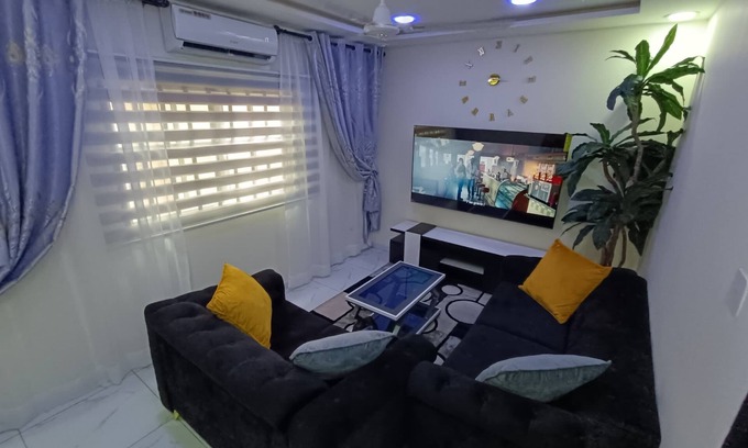 Lome House | Maclom Apartment on route Sagbado super nGreat for a romantic weekend gateway.