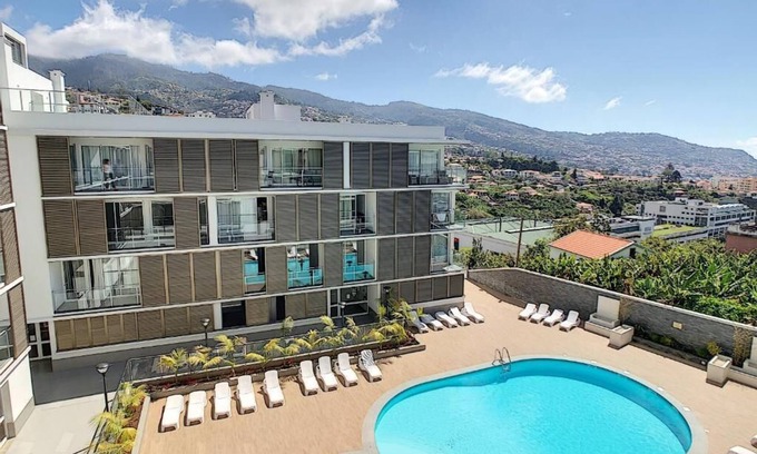 Santo Antonio Apartment | Madalenas View