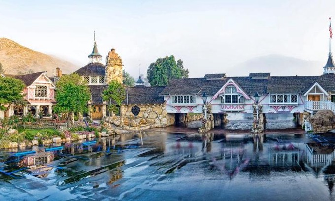 San Luis Obispo Hotel | Madonna Inn