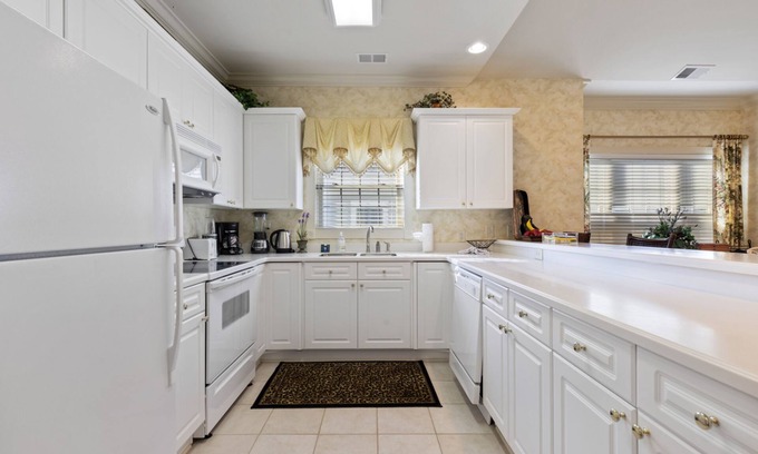 Central Myrtle Beach Condo | Magnolia Pointe at Myrtlewood