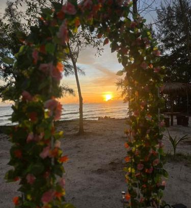 Mai Rut Cabin | Mai Rut Beach Eco Resort and Camping