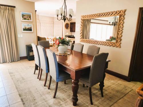 Nottingham Road House | Main Home 4 Rawdons Estate