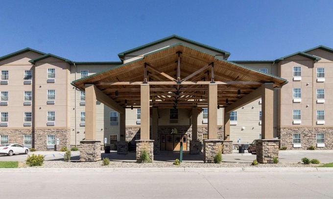 Williston Hotel | MainStay Suites Williston