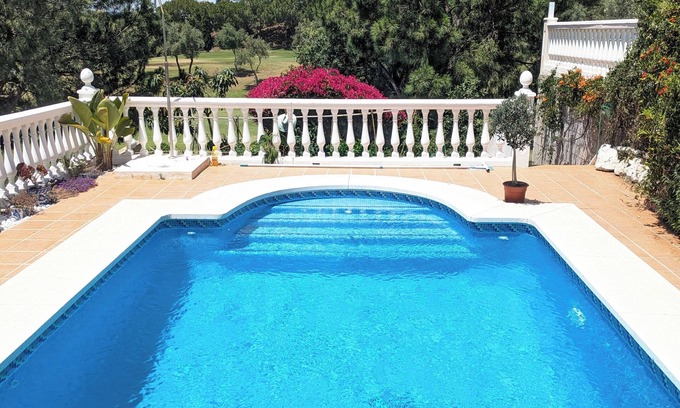 Rincon de la Victoria House | Maison Andalouse Avec Piscine Privée Entre mer et Golf à 5 Minutes de la Plage !
