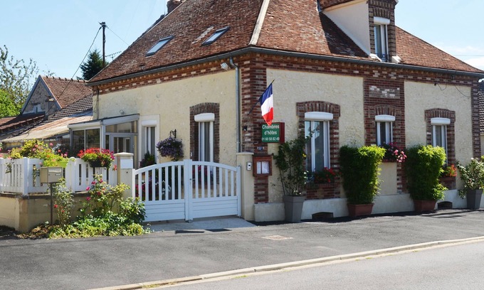 Villiers-Saint-Georges House | Maison d'Hôtes de Villiers