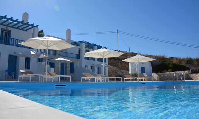 Krotiri House | Maisonette "Kolymbithres", Sea & Sunset View, Pool, Basketball Court at Krotiri