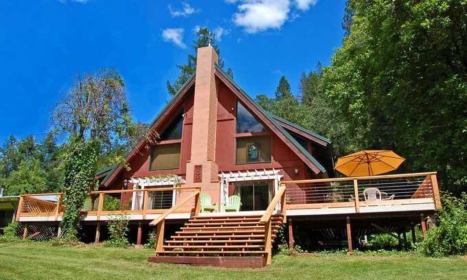 Douglas City House | Majestic A-Frame Riverfront House on the Trinity River. Alpen Glow