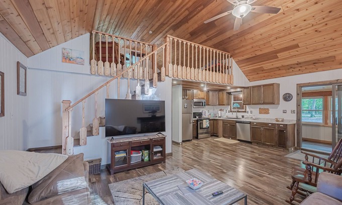 Fallentimber House | Make Lasting Memories at Oar House!