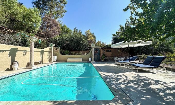 Agoura Hills Cabin | Malibou Lake Cabin