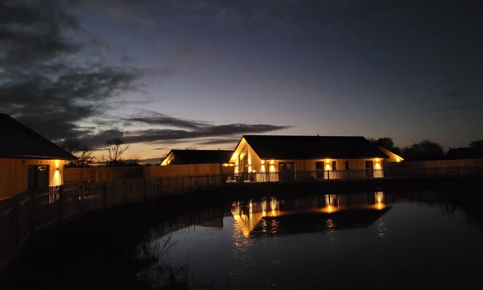 Dunholme House | Mallard Cottage, Ashlin Farm Barns