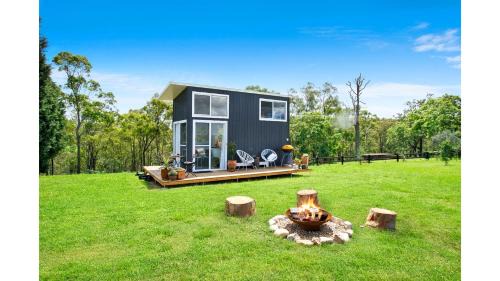 Freemans Reach House | Malniri Park by Tiny Away