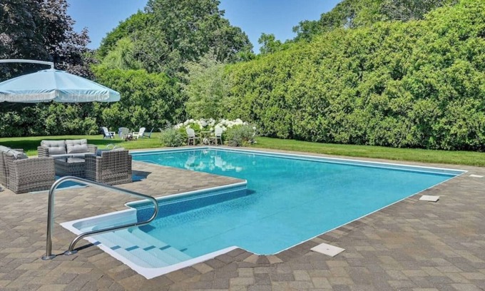 East Moriches House | Mamma Mia Getaway